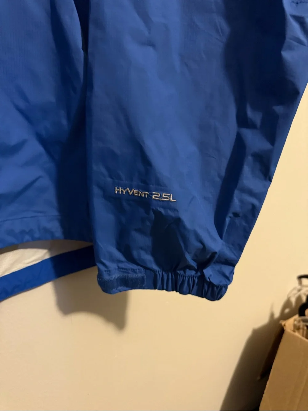 The North Face Men's Royal Blue Hooded Rain Jacket